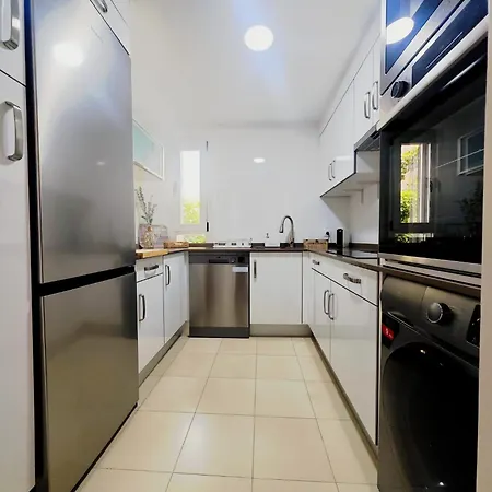 Hibiscos Little * كاديز